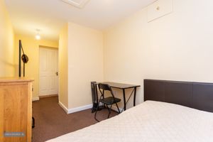 Bedroom/Study- click for photo gallery